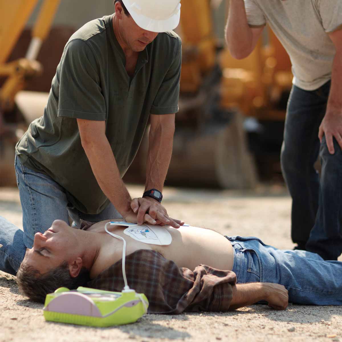 ZOLL AED Plus Semi-Automatic Defibrillator Image 2